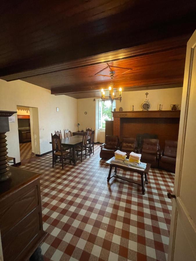 Maison De Maitre La Roseraie Avec Parc Arbore Bougarber Buitenkant foto